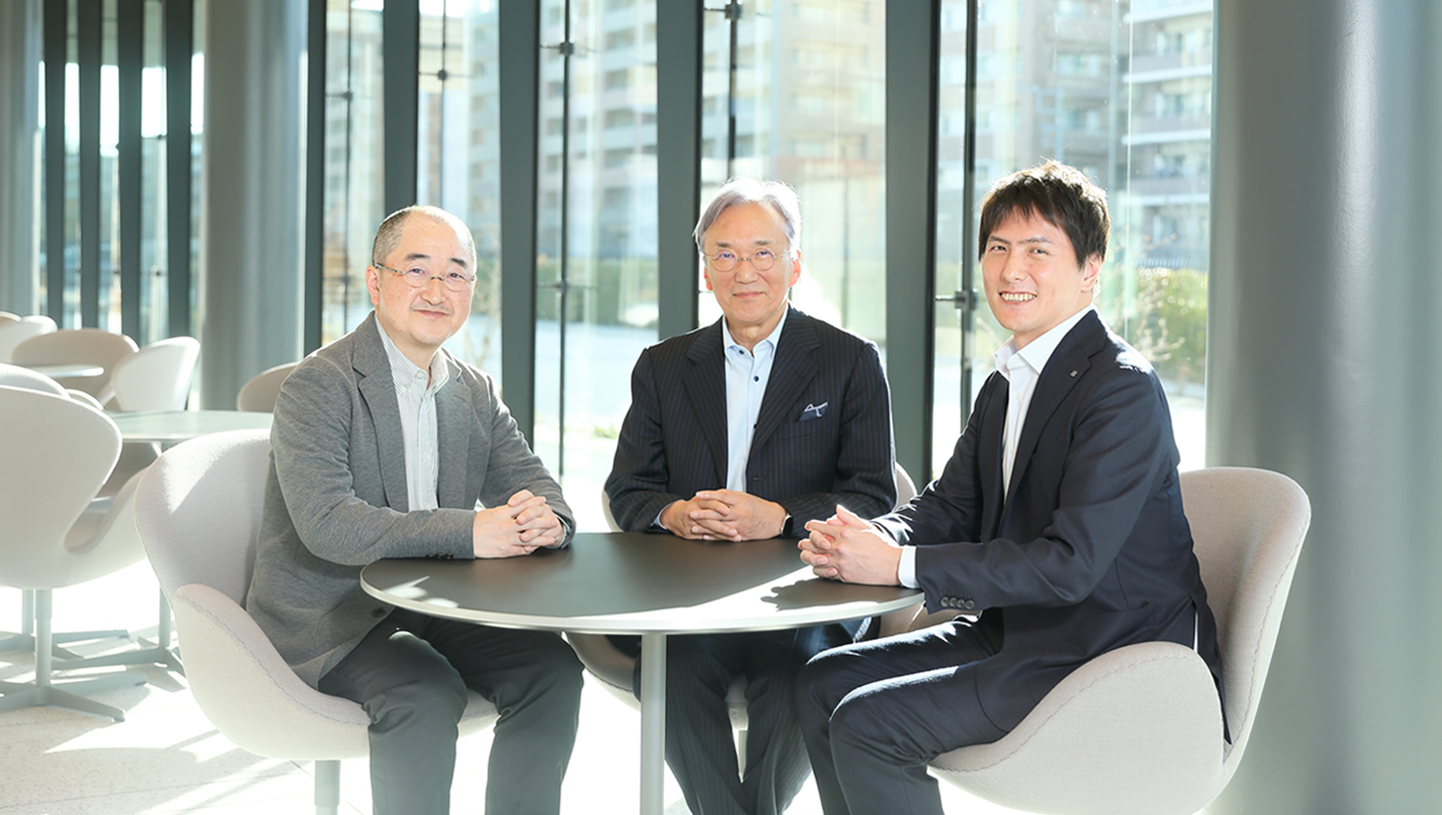 片山英二さん、佐藤裕介さん、堅田仁さん