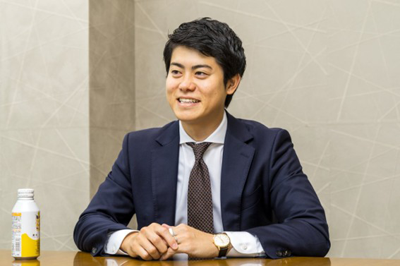 目線を外へ。思考を未来へ