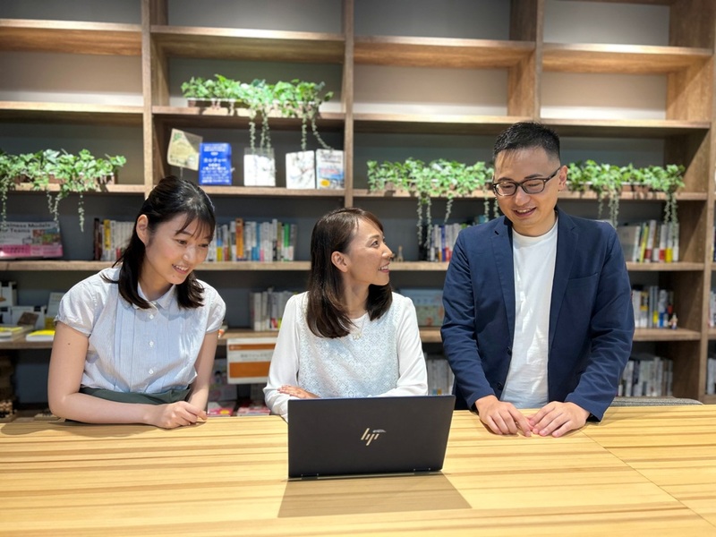 本インタビューに回答する社員