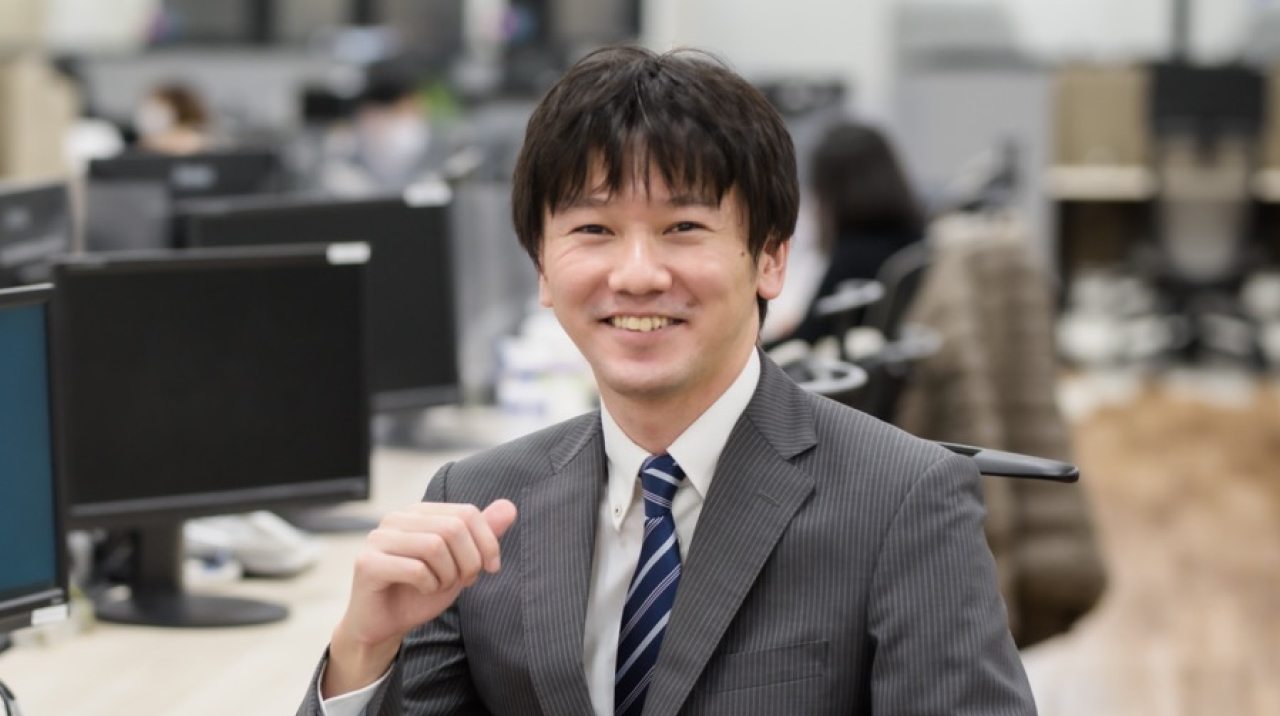 本インタビューに回答する社員