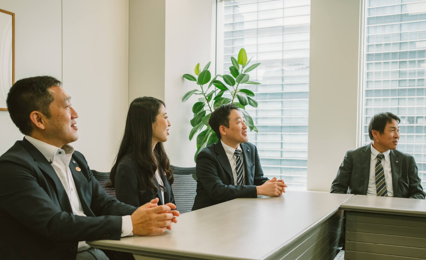 本インタビューに回答する社員