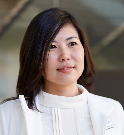 新卒採用情報 中外製薬株式会社 採用サイト 製薬業界をリードする存在として 医療の未来に貢献していく