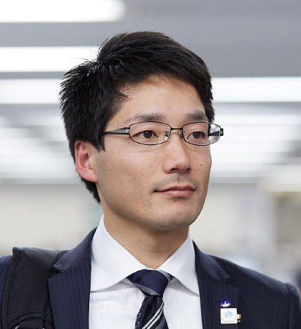 新卒採用情報 中外製薬株式会社 採用サイト 製薬業界をリードする存在として 医療の未来に貢献していく